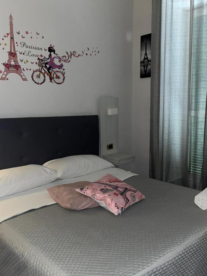Hotel Poerio Nápoly Kültér fotó