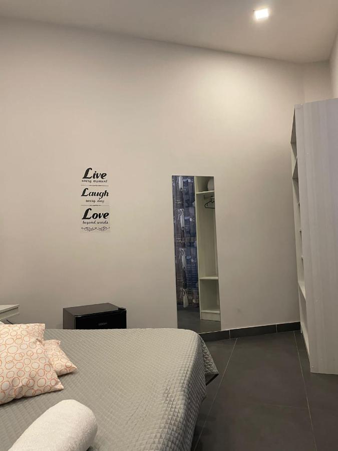 Hotel Poerio Nápoly Kültér fotó