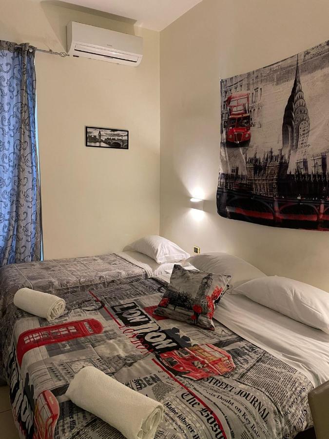 Hotel Poerio Nápoly Kültér fotó