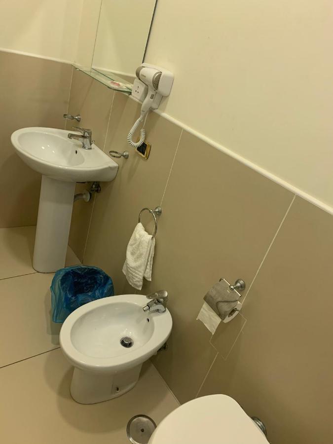 Hotel Poerio Nápoly Kültér fotó