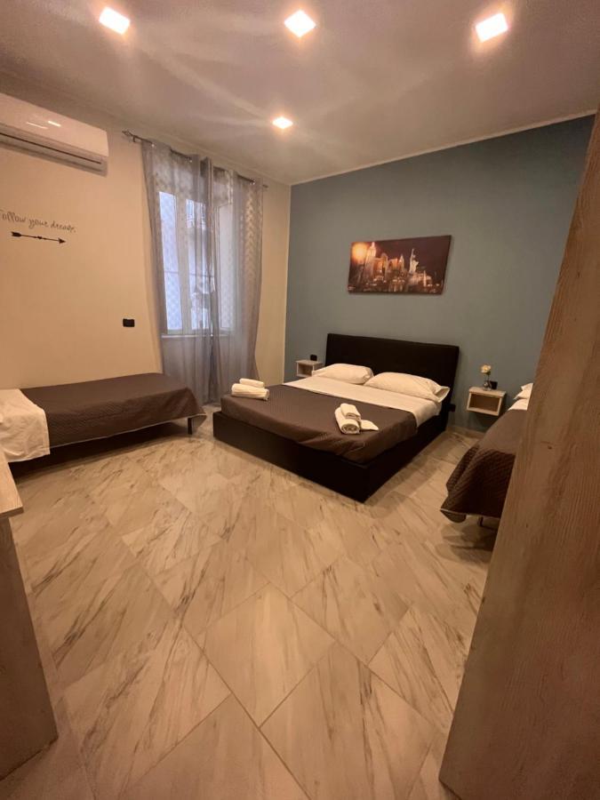 Hotel Poerio Nápoly Kültér fotó
