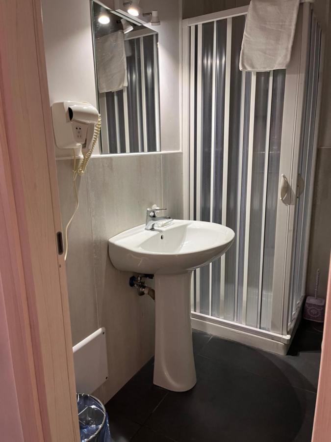 Hotel Poerio Nápoly Kültér fotó